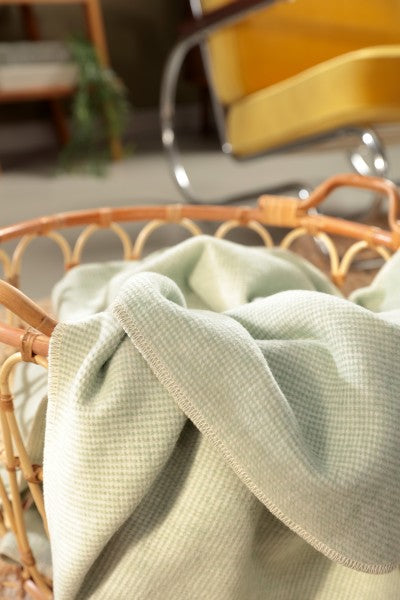 Biederlack Wohn- und Kuscheldecke mint "Pearl" 150x200 100% Baumwolle