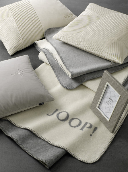 Biederlack Wohn- und Kuscheldecke "JOOP!- Melange Doubleface" 150x200 cm, natur-silber