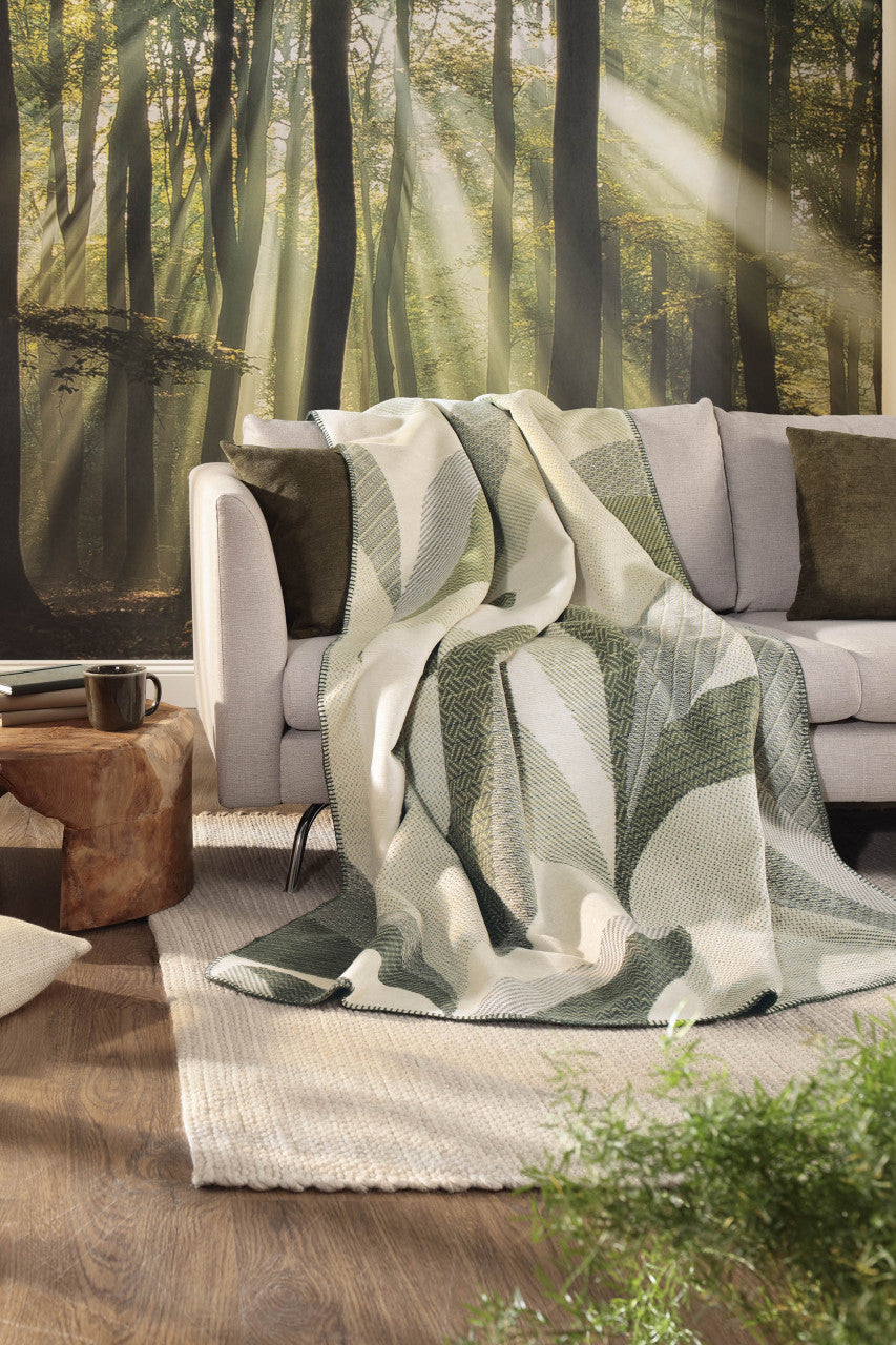 Biederlack Wohn- und Kuscheldecke "Forest Leaves" – 150 x 200 cm