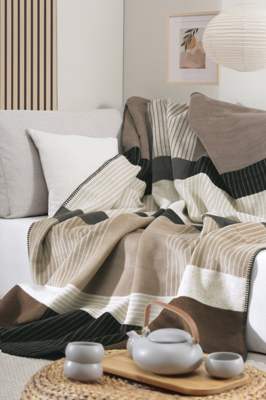 Biederlack Wohn- und Kuscheldecke "Origin Check" – 150 x 200 cm